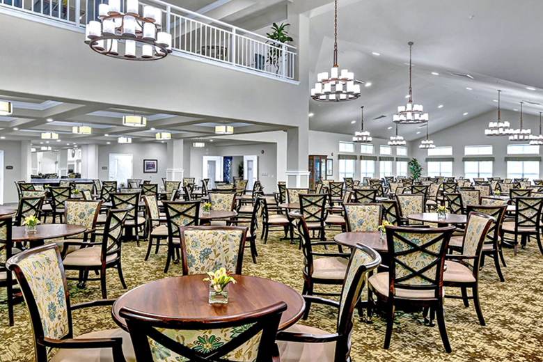 Marlton Gardens Gracious Retirement Living Hawthorn Senior Independent Living in Marlton, New Jersey dining room