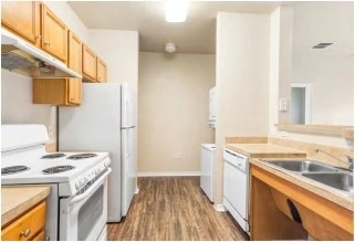 Image of Royal Palms (9)