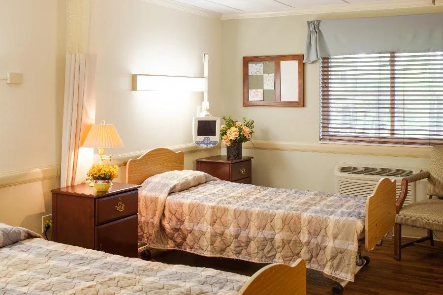 Image of Pine Lodge (3)