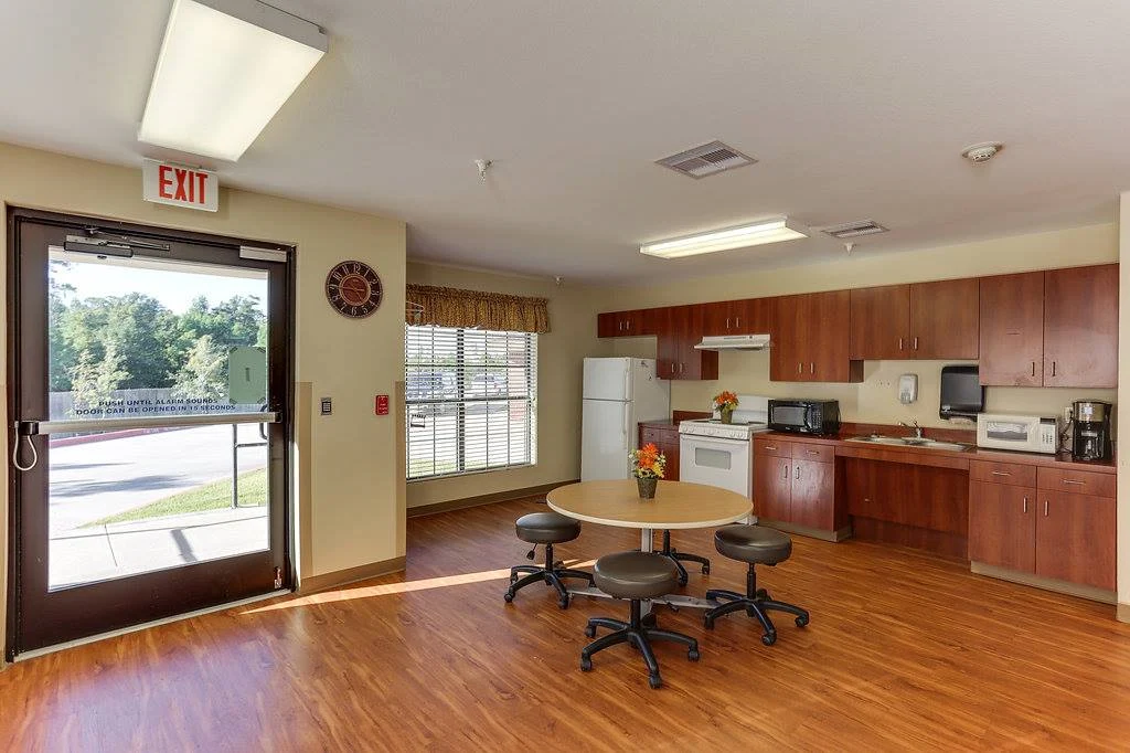 Image of Park Manor Of The Woodlands (2)