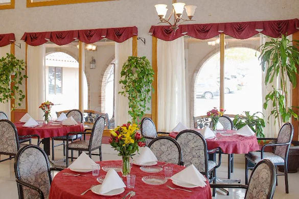 Image of Las Palomas Center (3)