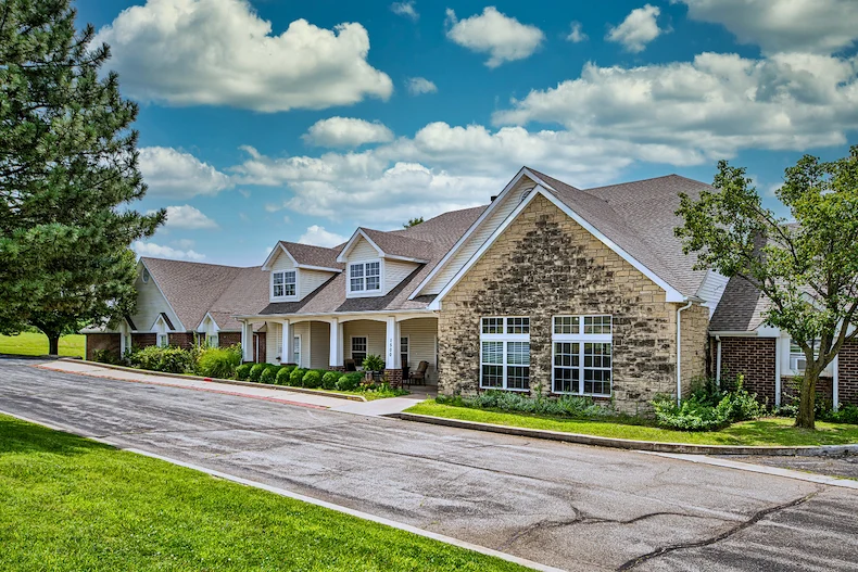 Image of Creekside Village (7)