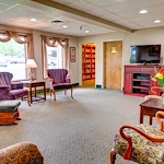 Grande Ronde Retirement Residence senior living community offering independent living, assisted living, and respite care in La Grande, OR, community living room
