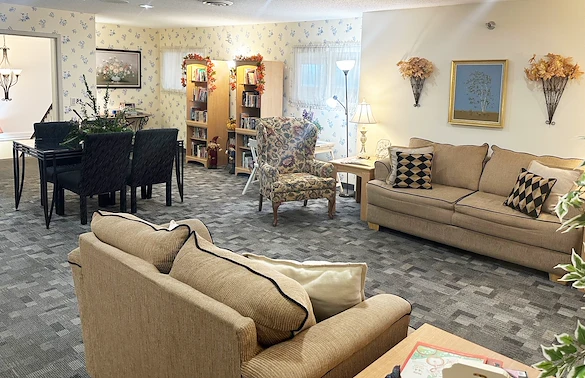 Image of HeatherWood Assisted Living and Memory Care (5)