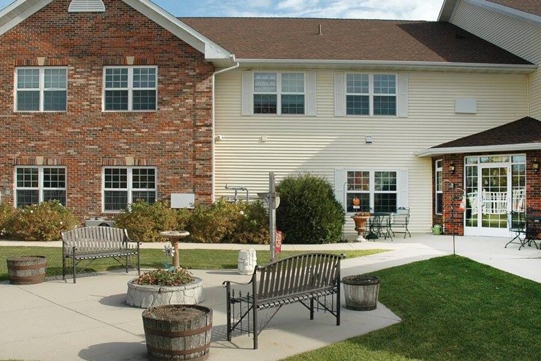 Image of Oak Park Place - Albert Lea (2)