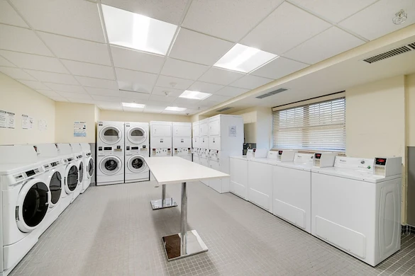 Image of Lincoln Towers (4)