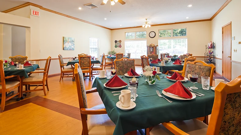 Image of The Windsor of Lawrence (3)