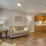Image of Seven Hills Square Memory Care (7)