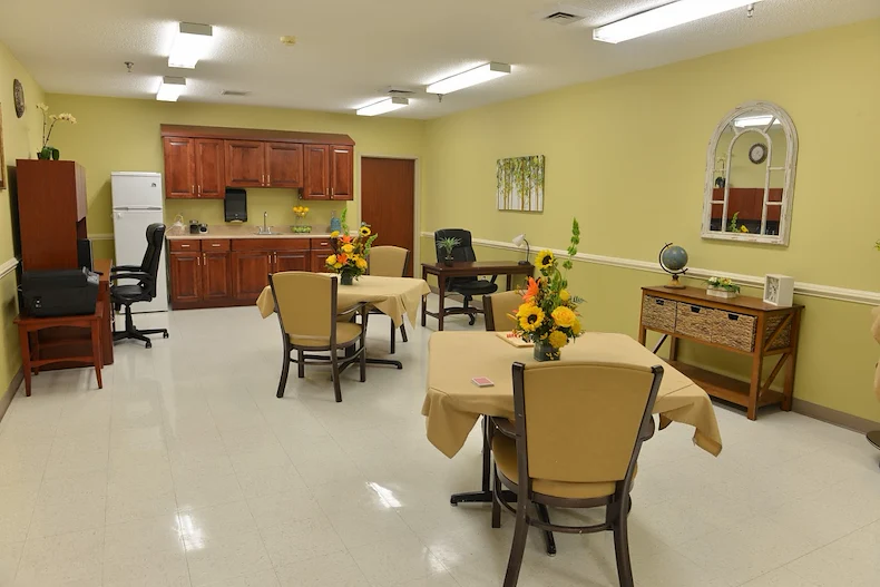 Image of Laurels Of Forest Glenn (3)