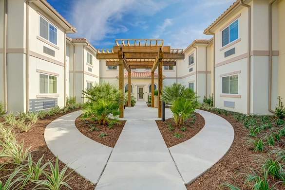 Image of Harbor Chase of Daytona Beach (3)