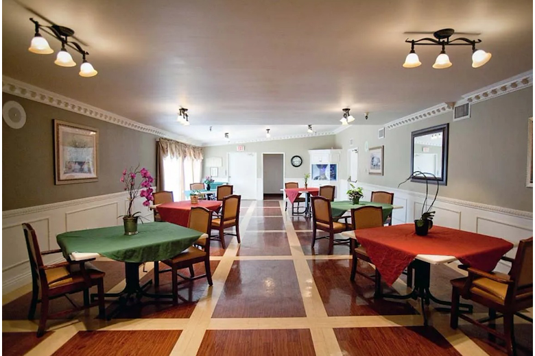 Image of Sea Cliff Healthcare Center (3)