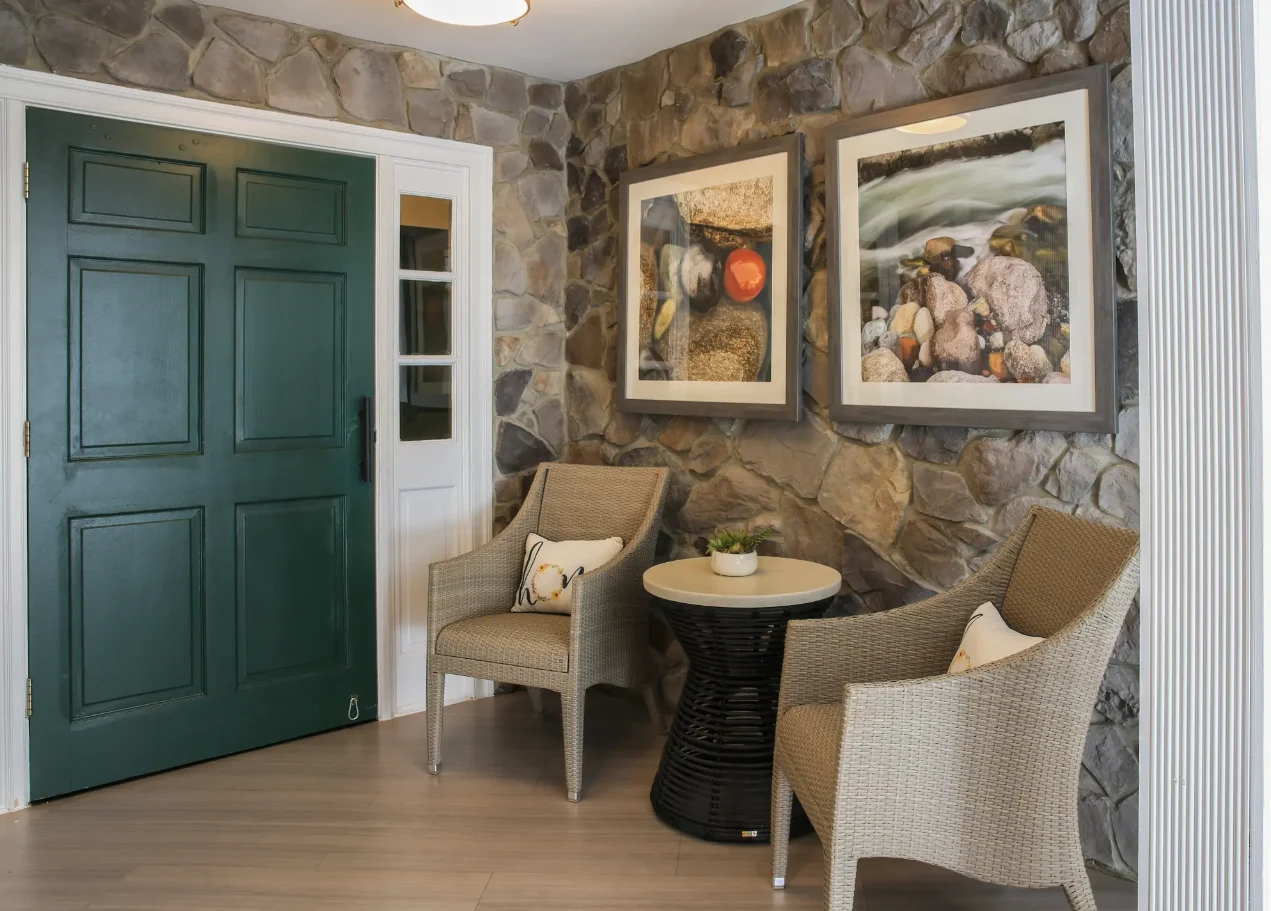 Charter Senior Living of Annapolis spot to sit or socialize