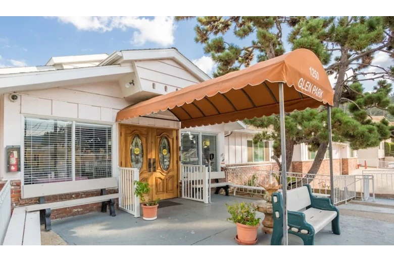 Image of Glen Park at Glendale - Boynton St (1)