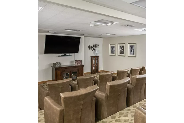 Image of Brookdale Meridian Englewood Senior Living (7)