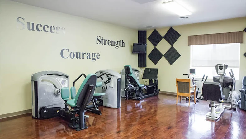 Image of Morristown Manor (5)