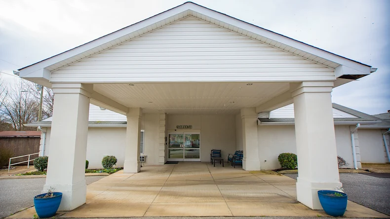 Image of Laurelwood Health Care Center (1)