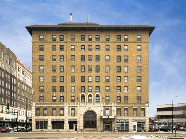 Image of Hotel President (1)