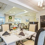 Barclay House of Tarboro senior living community offering independent living, assisted living, and memory care in Tarboro, NC, dining room