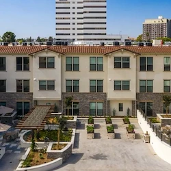 Image of Oakmont of Huntington Beach (2)