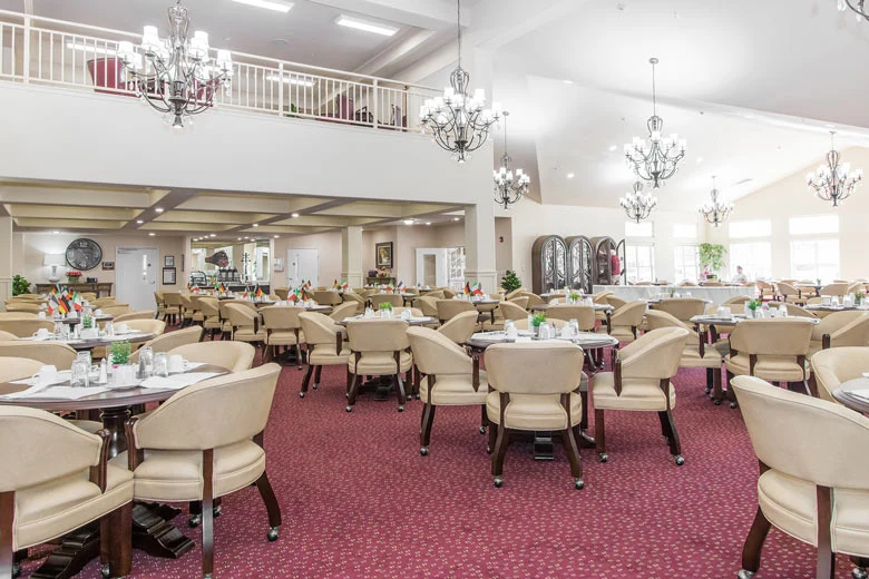 Linwood Estates Gracious Retirement Living Hawthorn Senior Independent Living in Lawrenceville, Georgia dining room