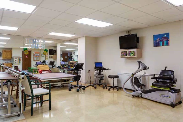 Image of Autumn Lake Healthcare At Overlea (4)