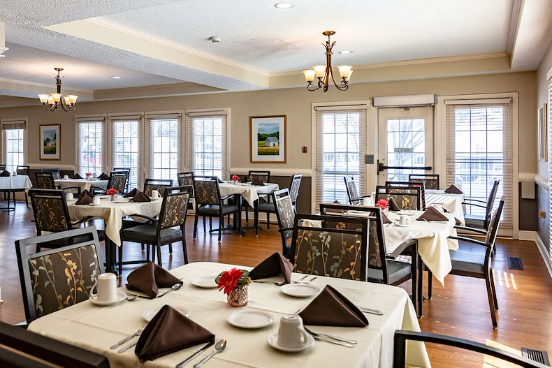 Image of Ecumen Lakeview Commons (8)