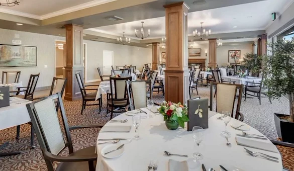 Image of Oakmont of Fullerton (6)