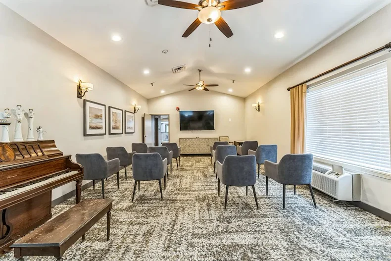 Image of River's Edge by Barclay House (5)