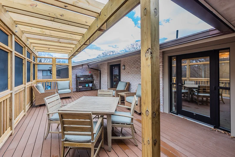 Image of West Bay Warwick (4)