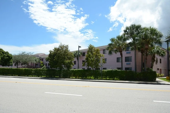 Image of Ahepa Senior Living West Palm Beach (1)