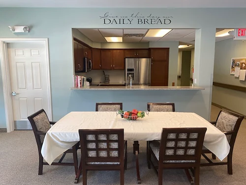 Image of Woodhaven Senior Living at Bay City (4)