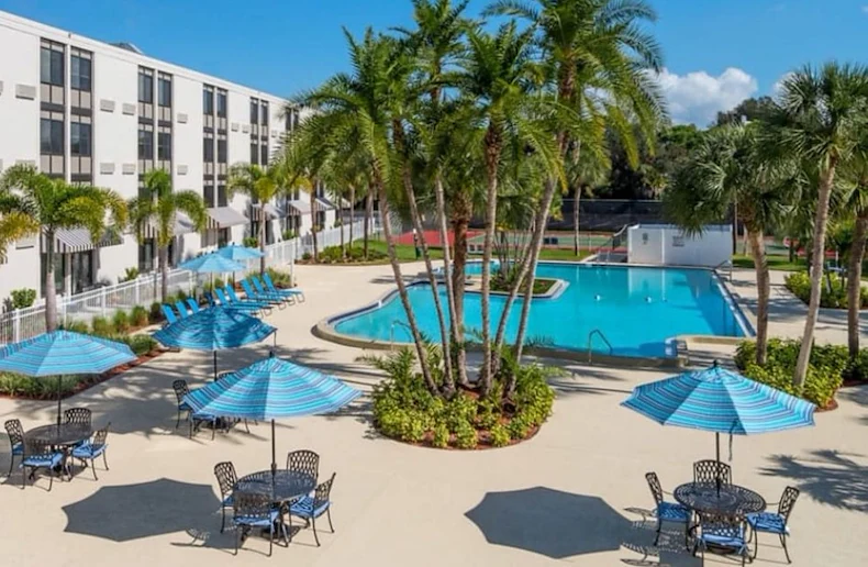 Image of Salterra at St. Petersburg (3)