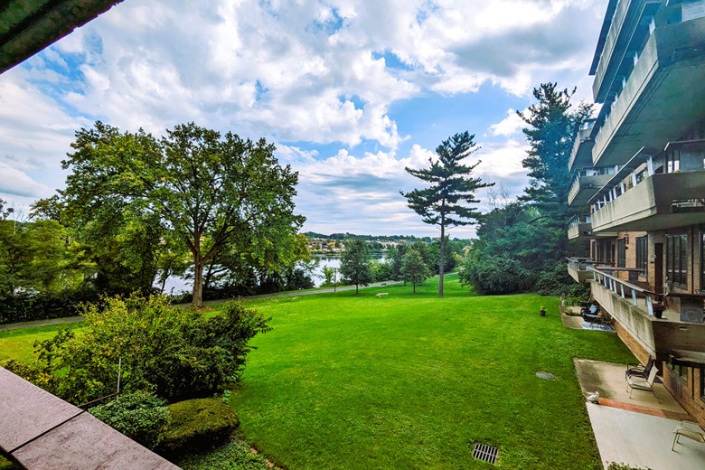 Image of Plum Landing Retirement Community (2)