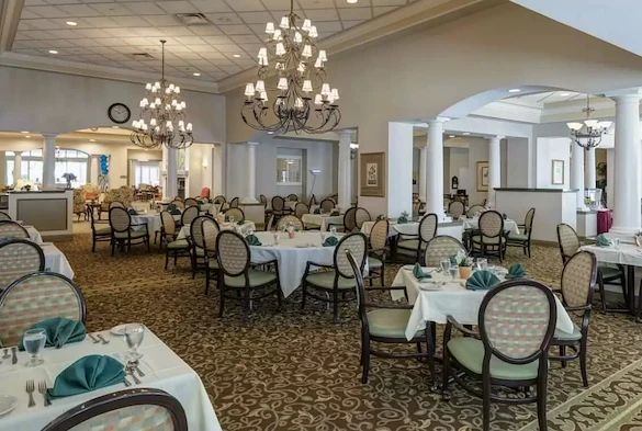 Image of Aston Gardens at Sun City Center (4)