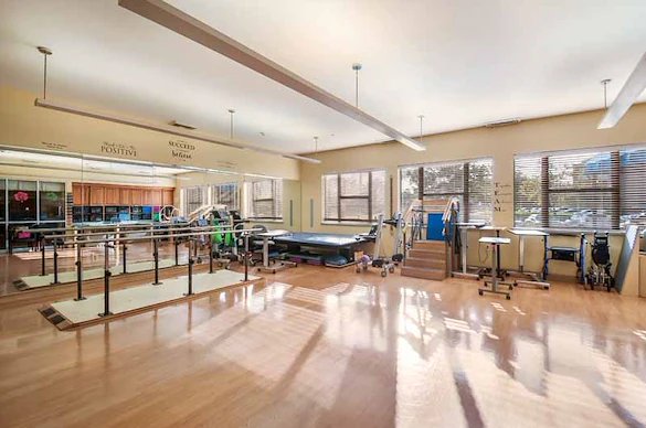 Image of Autumn Lake Healthcare At Baltimore Washington (5)