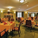 Charter Senior Living of Fredericksburg, Virginia, dining room