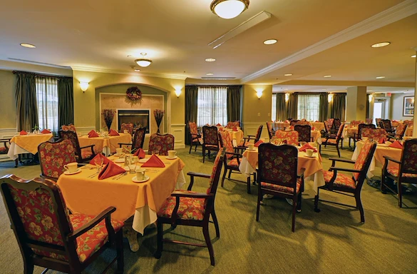 Charter Senior Living of Fredericksburg, Virginia, dining room