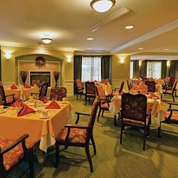 Charter Senior Living of Fredericksburg, Virginia, dining room