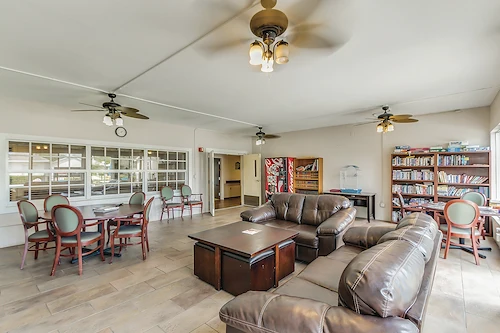 Image of Cedar Creek Assisted Living (4)