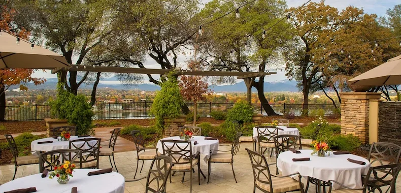 Image of Oakmont of Redding (4)