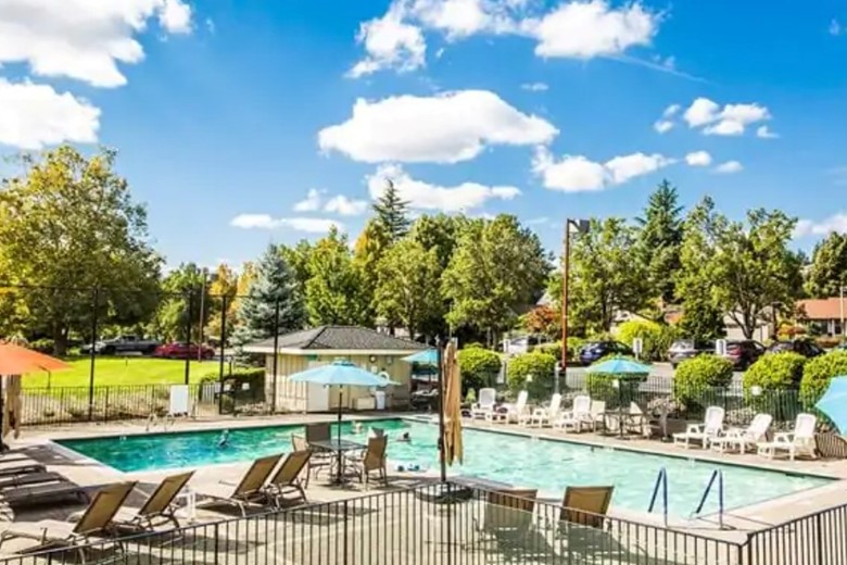 Image of Summerfield Estates Retirement Community (2)