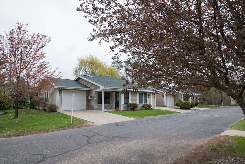 Image of Whitetail Run Apartments (1)