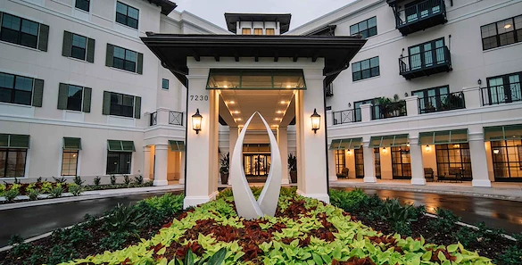 Image of Legends on Lake Lorraine (2)