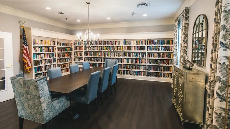 Image of Summit Hills Skilled Nursing Facility (4)