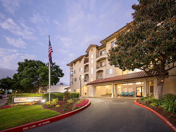 Image of Holiday Warburton Place (1)