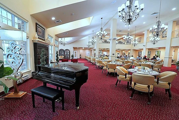 Ivy Creek Gracious Retirement Living Hawthorn Senior independent Living in Glen Mills, Pennsylvania dining room
