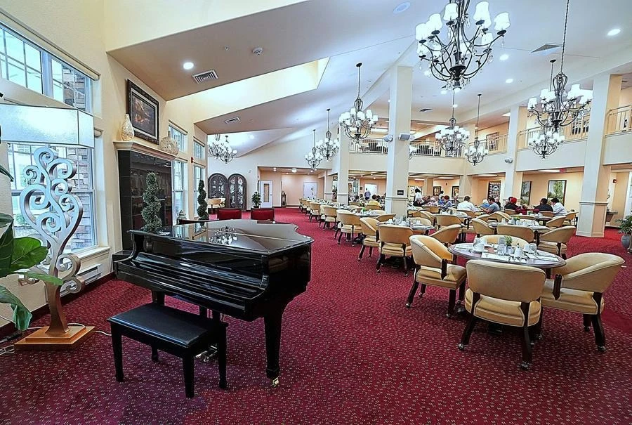 Ivy Creek Gracious Retirement Living Hawthorn Senior independent Living in Glen Mills, Pennsylvania dining room
