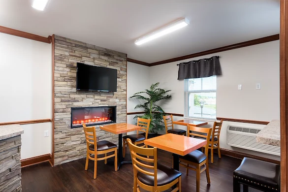 Image of Eastland Court Senior Apartments (4)