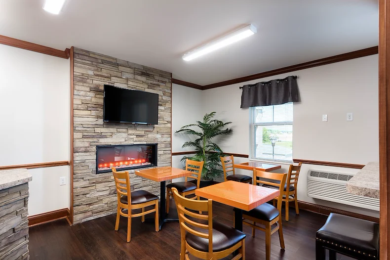 Image of Eastland Court Senior Apartments (4)