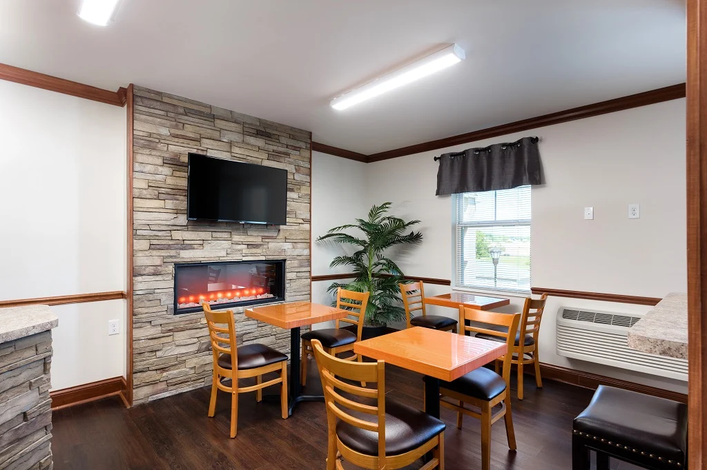 Image of Eastland Court Senior Apartments (4)